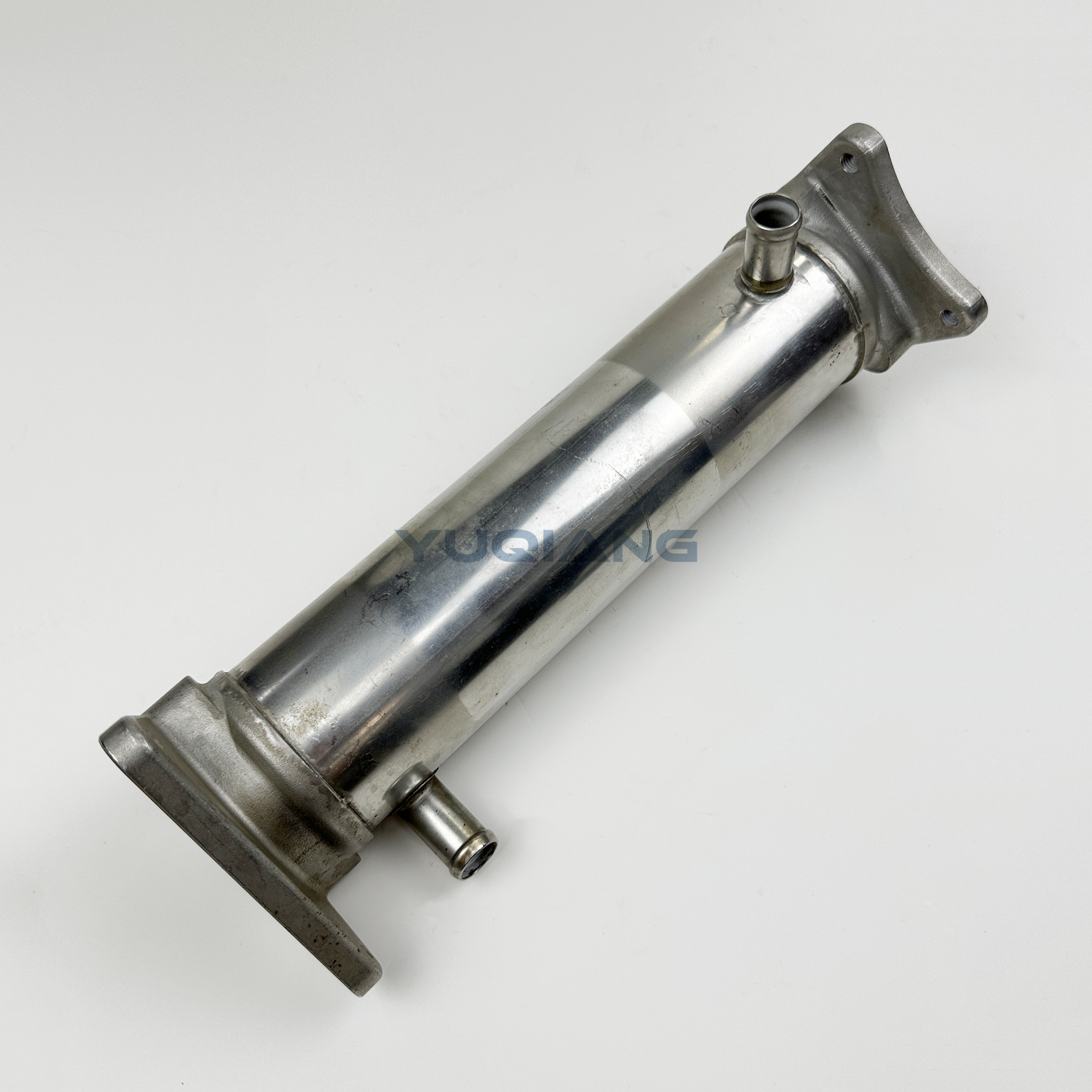 Ruu Isuzu Engine 4HK1 EGR Valve Pipe Cooler for Hitachi Excavators
