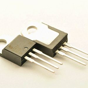 ราคาพิเศษ มีสินค้าในสต็อก ของแท้ใหม่ ข้อเสนอพิเศษ TO-220 24A 800V ทรานซิสเตอร์มอสเฟต BTA24-800 BTA24-800B - Product Image 1