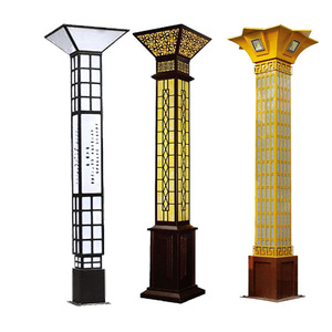 Lampadaire LED d'extérieur pour jardin, corps en aluminium, IP66 résistant aux intempéries, lumière blanche neutre 2700K, contrôle par capteur, alimentation solaire, 144 faisceaux - Product Image 4