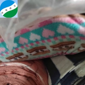 Precio más barato sin inspección tela de impresión de lana polar al por mayor tela de lana impresa de dibujos animados stocklot tela de punto de poliéster - Product Image 1
