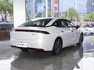 GAC AION S MAX 70 Star 2025 – Berline électrique pure 53,7 kWh avec batterie LFP, charge rapide, 5 places, véhicule familial et urbain à énergie nouvelle - Product Image 5