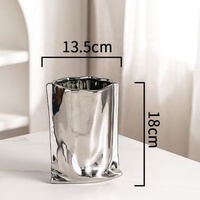Vente chaude Logo Personnalisé Diffuseur D'arôme À La Main En Céramique Huile Essentielle Porcelaine Parfum Bougie Parfumée Bouteille Écologique