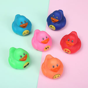 Высококачественная резиновая утка, украшения для вечеринки, плавающие цветные детские игрушки для купания, спрей воды, утки для Хэллоуина - Product Image 3