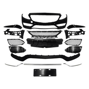 Kit de carrosserie de lèvre de becquet de calandre de pare-chocs avant arrière de modification de voiture W205 pour Benz classe C W205 pré à C63 2015-2018 en vente - Product Image 3