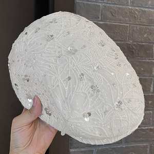 Béret pour <span class=keywords><strong>femme</strong></span> avec paillettes, style français, bonnet ajustable, chapeau scintillant à la mode pour filles et femmes - Product Image 1