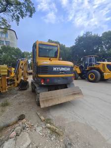 Mini-excavatrice Hyundai 60W-9 d'occasion, originale, coréenne, 6 tonnes, avec moteur, PLC et boîte de vitesses, en vente - Product Image 6