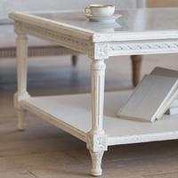 Table basse moderne et luxueuse de style Wabi-sabi en bouleau massif avec plateau en bois finition naturelle, idéale pour le salon