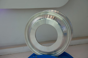 Direct d'usine Monobloc forgé sur mesure 2 3 6061-T6 aluminium 18 24 pouces Hot Wheels nouvel état roue en alliage de voiture Direct Factory - Product Image 2