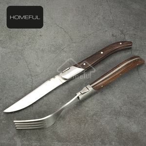 Set di Posate Portatili Personalizzabili con Logo, Forchette e Coltello in Acciaio Inox con Manico in Legno di Wenge Premium - Product Image 6