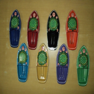 Barco de vapor de metal pintado con diseño de tortuga, modelo de barco Tuk Tuk, juguetes de barco Pop Pop de 14 cm, mezcla de 8 colores, diseños de moda, venta al por mayor en India - Product Image 1