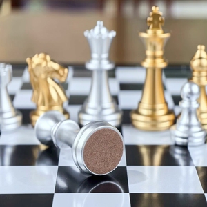 <span class=keywords><strong>Jeu</strong></span> <span class=keywords><strong>d</strong></span>'échecs magnétique professionnel en plastique or et argent avec plateau pliable de 25 cm/32 cm, durable, luxueux, portable, <span class=keywords><strong>jeu</strong></span> de voyage GS152521 - Product Image 4