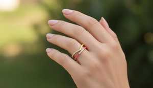 แหวนทอง 14K ประดับเพชรเคลือบสีชมพู ดีไซน์เรียบหรู สำหรับผู้หญิง สวมใส่ได้ทุกวัน สวยงามทันสมัย - Product Image 2