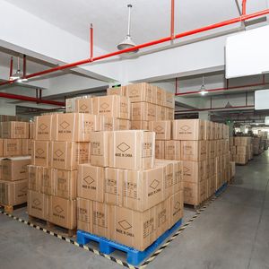 Produits Brésiliens <span class=keywords><strong>de</strong></span> Haute Qualité <span class=keywords><strong>Sol</strong></span> <span class=keywords><strong>De</strong></span> <span class=keywords><strong>Janeiro</strong></span> Brume Parfumée pour Femme en Gros Ensemble <span class=keywords><strong>de</strong></span> Parfum Fournitures en Carton - Product Image 3