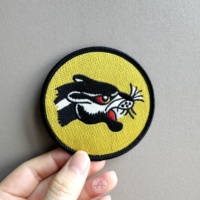 Haute qualité beau patch personnalisé avancé coudre sur les vêtements lettre brodé mot Patch pour robe