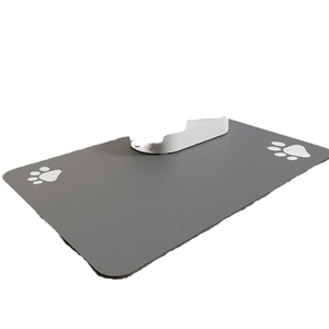 Tapis d'alimentation carré pliable de luxe en caoutchouc pour animaux de compagnie, imperméable, à séchage rapide, antidérapant, pour gamelle d'eau et nourriture, collection 2025 – Ventes Flash - Product Image 4