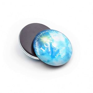 Imán de Vidrio para Refrigerador con Diseño Personalizado en Cúpula Transparente Elegante para Decoración de Interiores - Product Image 2
