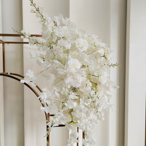 ฉากหลังงานแต่งงาน ตกแต่งเวทีด้วยดอกไม้แขวนประดับ ดอกกุหลาบผ้าไหมสีขาว ดอกซากุระ สำหรับวันแม่ วันคริสต์มาส - Product Image 5