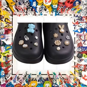 NHY Luxe Designer Op Maat Gemaakte Logo ABS Schoen <span class=keywords><strong>Charms</strong></span> Nieuwe Stijlen Emaille Tas Clog Charm Decoraties Accessoires Groothandel China - Product Image 3