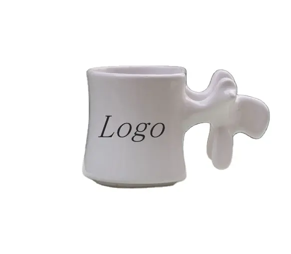 2024 tazze da caffè in porcellana personalizzabili ecologiche con impugnatura minimalista 3D Design tazza lombare Standard da Allibaba a buon mercato