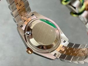 Reloj de Pulsera Mecánico Automático de Lujo para Hombre, Personalizado, de Alta Calidad, con Cadena Dorada de Cinco Eslabones y Moissanita - Product Image 6