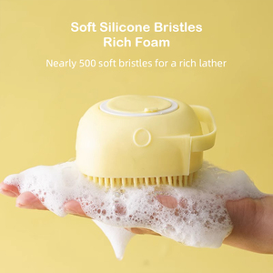 Brosses de massage pliables en silicone écologiques à <span class=keywords><strong>prix</strong></span> d'usine pour <span class=keywords><strong>le</strong></span> bain des chiens avec distributeur de <span class=keywords><strong>savon</strong></span> (pour salle de bain) - Product Image 4