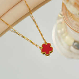 Collana con Ciondolo a Cinque Petali in Acciaio Inossidabile Multicolore, Gioiello Portafortuna per Donne e Ragazze - Product Image 2
