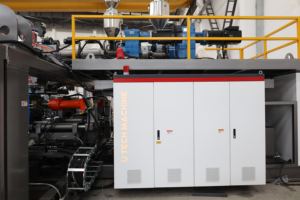 Mesin setrip listrik otomatis penuh 10-20L, mesin cetak tiup ekstrusi botol plastik stasiun ganda kecepatan tinggi - Product Image 3