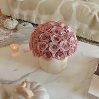 Boîte à fleurs préservées en travertin, seau de luxe en forme de champignon avec roses éternelles, cadeaux personnalisés pour femmes pour la décoration de la maison