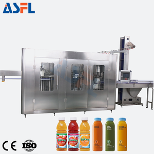 Machine de remplissage de bouteilles de jus de fruits et légumes pressés à froid de 250 ml et 350 ml, design australien, avec système de nettoyage CIP - Product Image 1