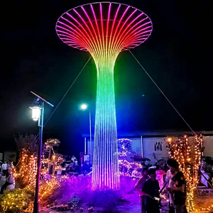 Lumière LED RGB personnalisée en forme de tour pour parcs à thème, centres de villégiature, places publiques et grands projets d'éclairage décoratif extérieur pour festivals - Product Image 1