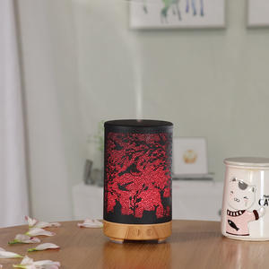 Difusor de Aroma con Diseño de Madera, 100 ml, Luz LED, Humidificador de Escritorio con Diseño de Ciervo y Conejo para Uso en Hogar y Oficina - Product Image 5