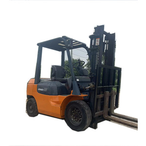 Carretilla elevadora Toyota 7FD usada, mástil de 2 etapas de 2,5 toneladas, motor diésel de bajas horas, altura de elevación de 3000mm, bien cuidada, lista para trabajar - Product Image 1