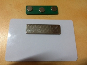 Độc Đáo Danh Hiệu Tên Huy Hiệu Giá Rẻ Nhân Viên Acrylic Thẻ Tên Nhân Viên Số Tấm Trở Lại Pin - Product Image 4