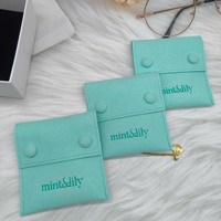 Pochette cadeau de luxe en microfibre épaisse avec bouton à pression, logo personnalisé sérigraphié 8x8cm pour bijoux, boucles d'oreilles, colliers, bracelets, bagues