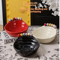 Plastic ronde fruit- en snack schaal, modern minimalistisch design voor de woonkamer salontafel