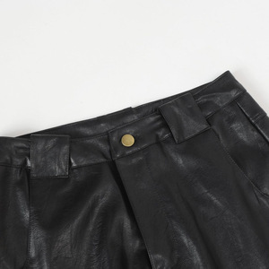 <span class=keywords><strong>Pantaloni</strong></span> OEM a Gamba Larga in Ecopelle Effetto Chiaro, Vestibilità Comoda con Tasche e Cerniera, Stile Svasato e Sciolto - Product Image 6