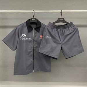 Streetwear da <span class=keywords><strong>uomo</strong></span> pantaloni corti con Zip oversize due pezzi con stampa personalizzata <span class=keywords><strong>pantaloncini</strong></span> larghi <span class=keywords><strong>e</strong></span> camicia da <span class=keywords><strong>uomo</strong></span> - Product Image 1