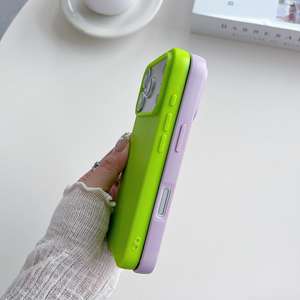 Funda Compatible con iPhone 17, Funda Protectora Antigolpes para iPhone 17 Pro, Funda Mate Suave Color Caramelo con Orificios Grandes - Product Image 4