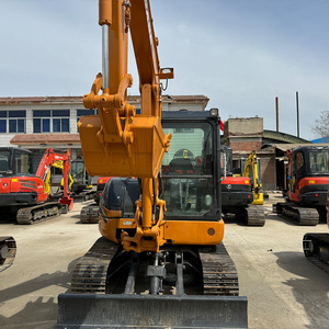 Mini-excavatrice d'occasion pour modèles CX58C/CX55B/CX75, chenillée, 5 tonnes, moteur EPA, modèle 2023, hydraulique d'origine (pompe à engrenages moteur) - Product Image 2