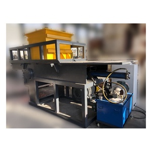 Broyeur <span class=keywords><strong>automatique</strong></span> à un seul arbre avec boîte <span class=keywords><strong>de</strong></span> vitesses et moteur, machine <span class=keywords><strong>de</strong></span> recyclage <span class=keywords><strong>de</strong></span> déchets plastiques <span class=keywords><strong>de</strong></span> haute qualité, haute productivité - Product Image 5