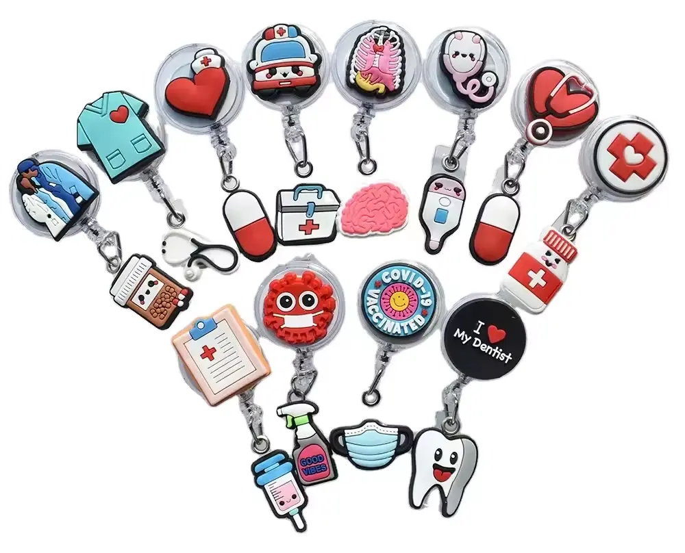Bestom Wholesale Cute Heavy Duty Resin ID Badge Reels with Heart Shape with Keychain Nurse Badge Reel