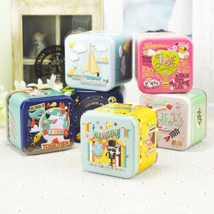 Offre Spéciale d'usine boîte en étain personnalisée en métal déjeuner boîte en étain boîte de rangement <span class=keywords><strong>Vintage</strong></span> cosmétique PVC miroir soins personnels valise en étain en fer blanc - Product Image 1