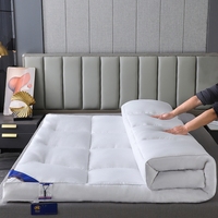 Nouveau surmatelas hôtelier cinq étoiles 2026, ultra-doux et confortable, alternative au duvet, respectueux de la peau pour un sommeil profond et confortable
