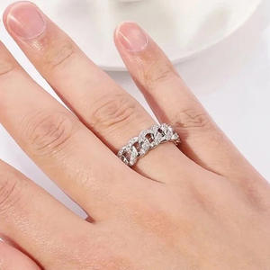 Anello di Lusso in Oro Bianco con Diamante Taglio Brillante Rotondo Colore G Naturale Unisex per Uso Quotidiano T0857 - Product Image 3