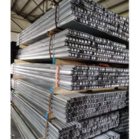 Profilés en acier pour plafonds : profilés de plafond en acier léger, profilés Omega, profilés de plafond en acier pour ossature intérieure