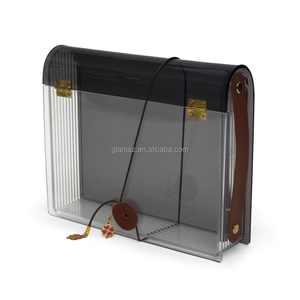 Elegante Caja Redonda de Acrílico con Imitación de Cuero Blanco y Asa de Metal Dorado, Organizador de Cosméticos, Caja de Regalo de Lujo para Boutique - Product Image 6