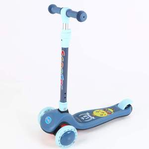 Monopattino per Bambini a 3 Ruote con Grafiche e Luci LED, Altezza Regolabile, Pieghevole, Produzione di Fabbrica - Product Image 3