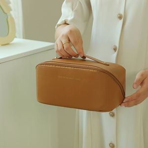 Travel <b>Toiletry</b> Bag Large Capacity Cosmetic Bag PU Leather Multifunctional <b>Storage</b> Makeup Bag - Product Image 6