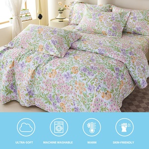 Parure de lit en microfibre brossée 80 g/m² toutes saisons, motif floral pastel, housse de couette et couvre-lit pour chambre de style campagne française - Product Image 1
