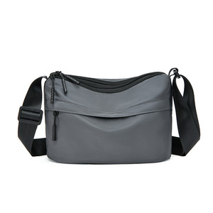 Nouveau sac à bandoulière pour homme en tissu Oxford uni tendance, sac messager minimaliste à grande capacité, imperméable et tendance - Product Image 1